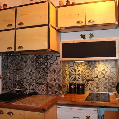 L'ango-letto Industriale Del Quadrilatero