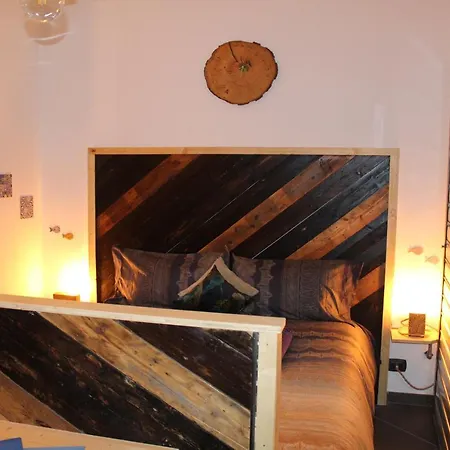 L'ango-letto Industriale Del Quadrilatero Lägenhet