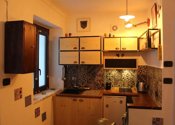 L'ango-letto Industriale Del Quadrilatero Apartman *