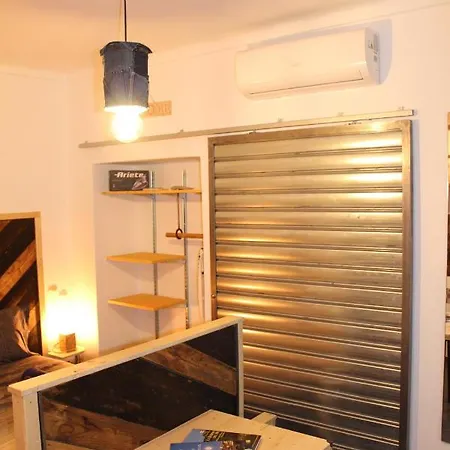 L'ango-letto Industriale Del Quadrilatero